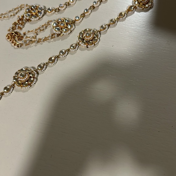 Indian Kundan Bridal Set with Haath Phool - Picture 4 of 4